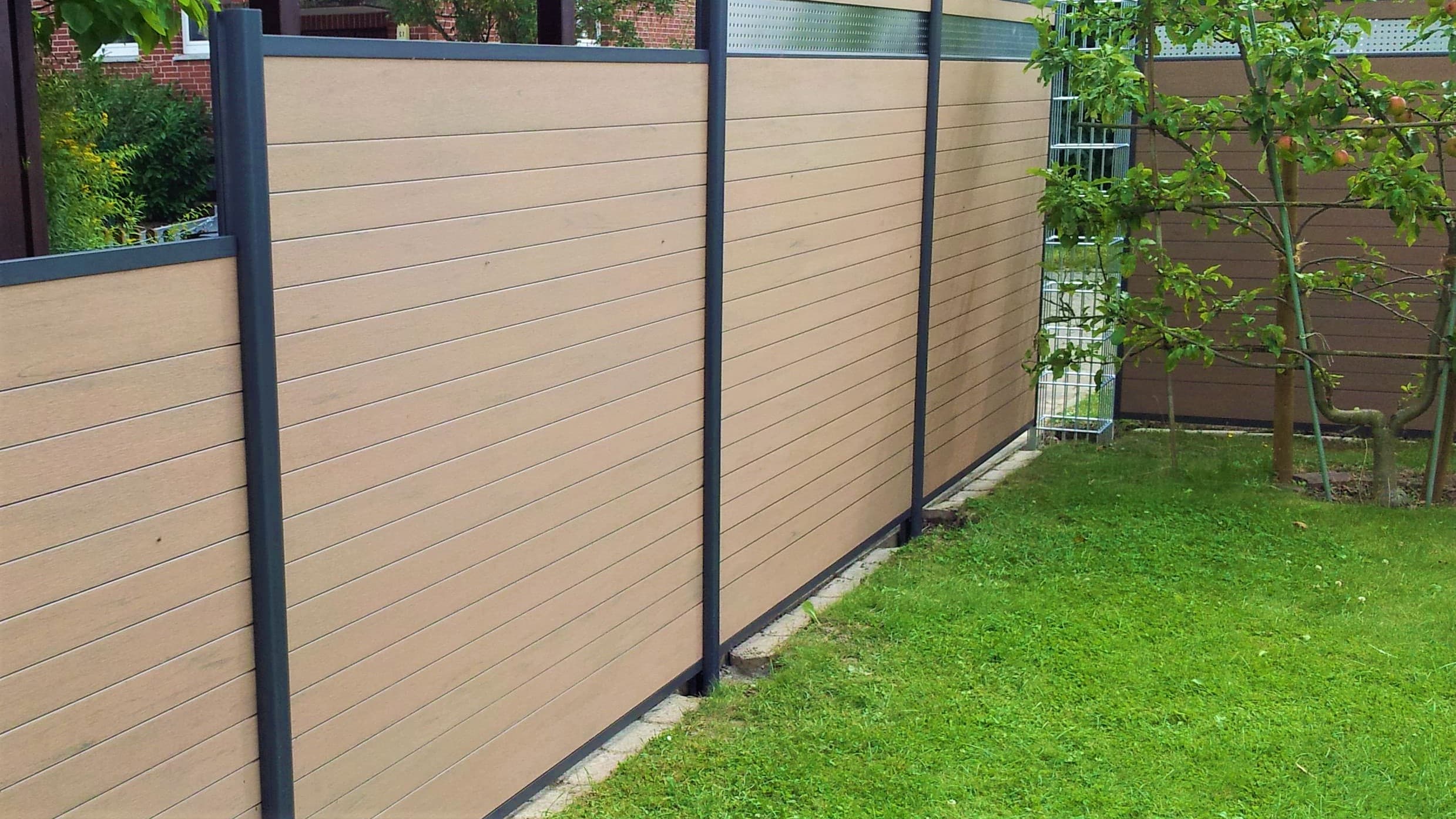 Забор из ДПК Еврозабор