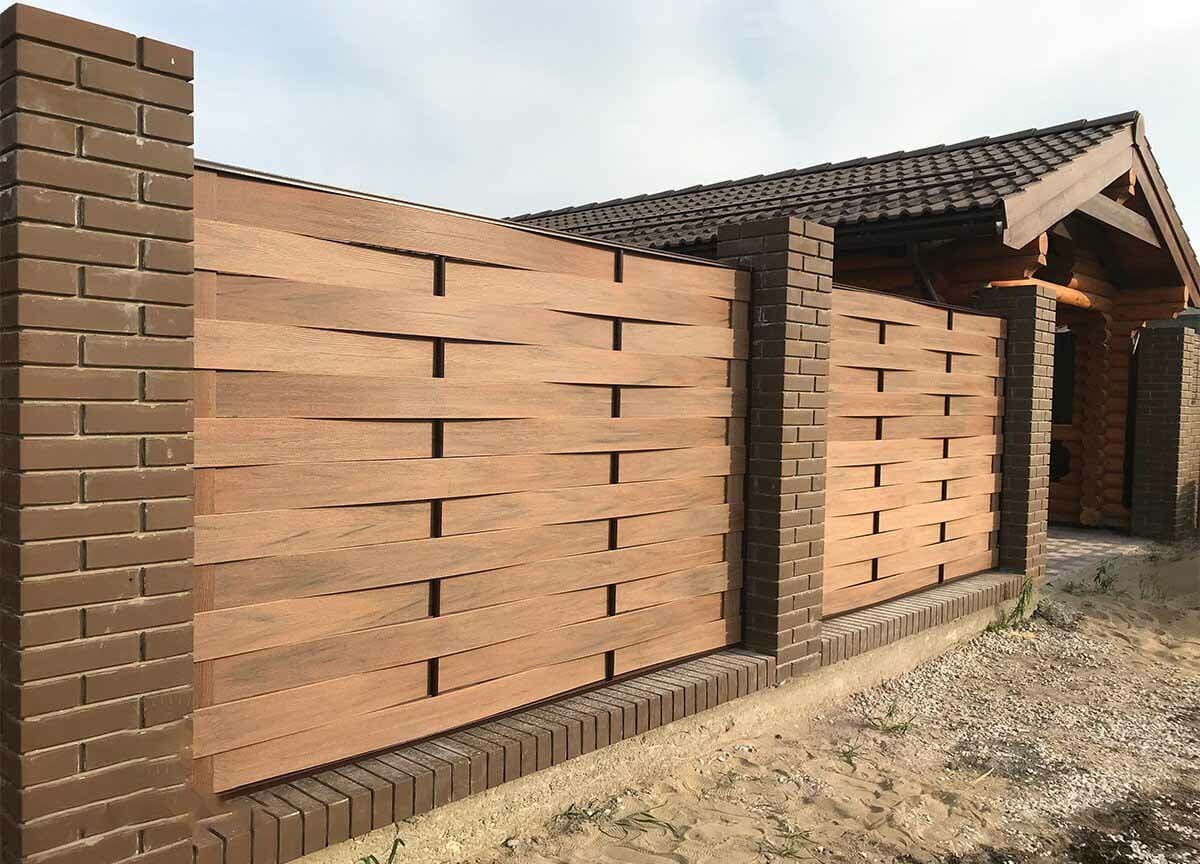 Забор комбинированный ДПК+камень