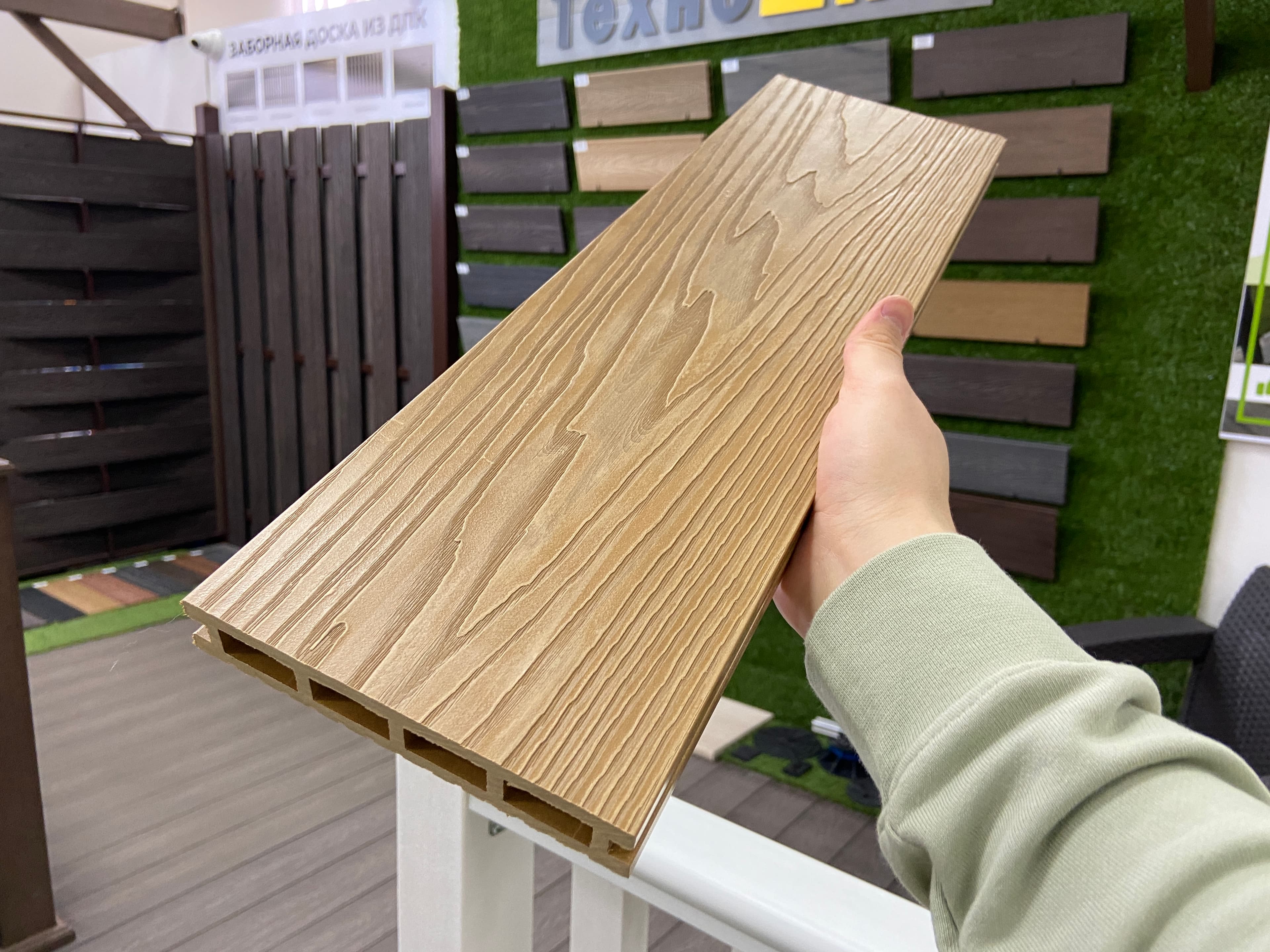 Терраса из ДПК — готовый объект ТехноДПК